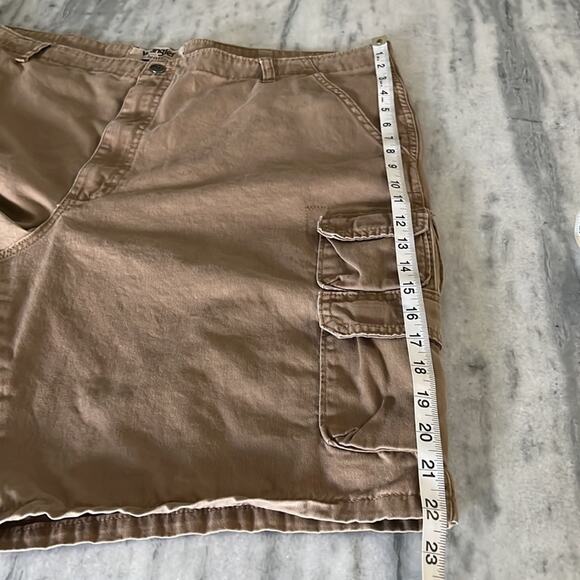 Wrangler authentics Mens size 42 Light Brown Cargo Shorts Gorpcore Outdoor - Picture 12 of 12